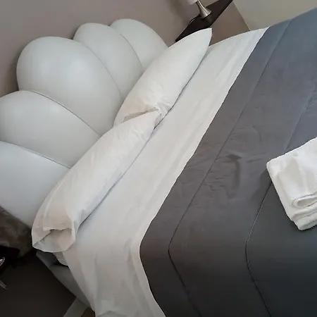 House Nocleg ze śniadaniem 3*